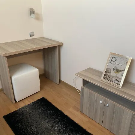 за гости Dolce Apartment